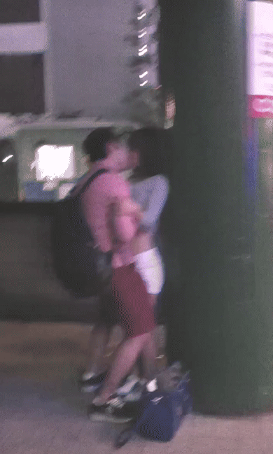 7d20bd083886adb1722e068d68c0b59f-ezgif.com-crop.gif