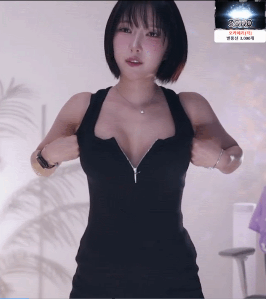 SmartSelect_20250413_015906_SOOP.gif