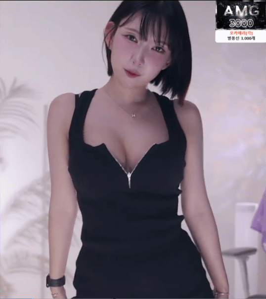 SmartSelect_20250413_020046_SOOP.gif