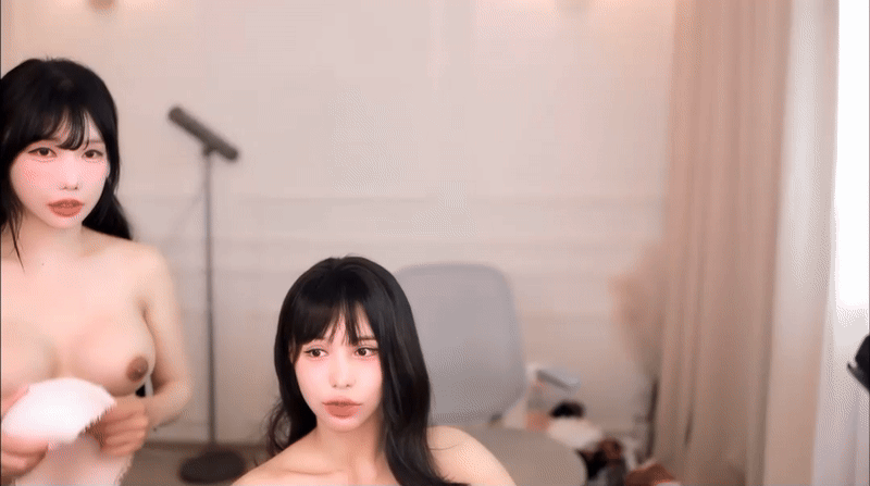 74012a64d233c5b93c1e03fae7a570c8.gif